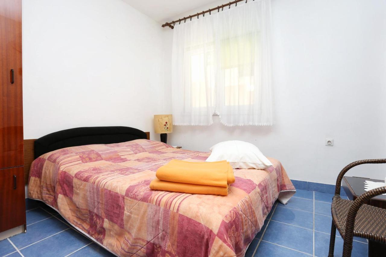 Apartments By The Sea Marusici, Omis - 1024 Mimice Exterior foto