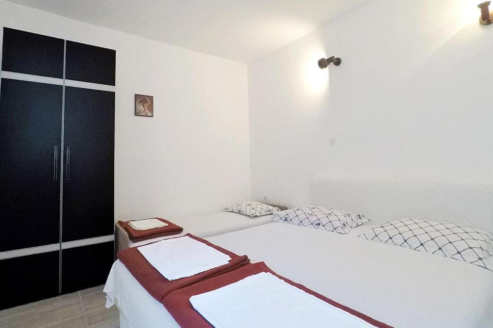Apartments By The Sea Marusici, Omis - 1024 Mimice Cameră foto